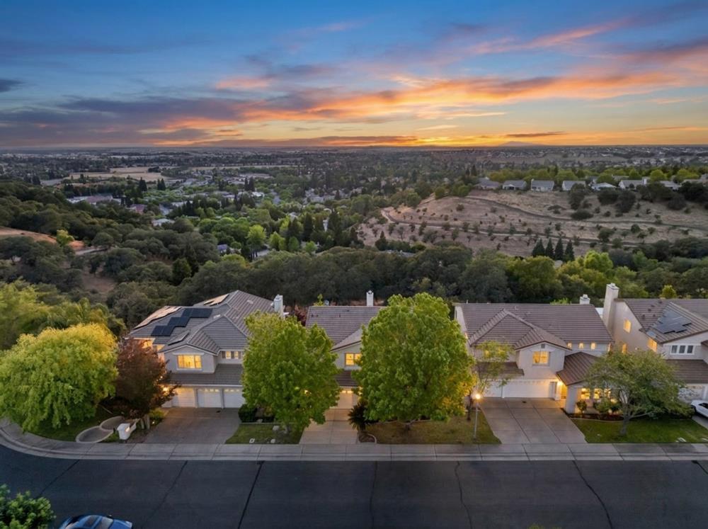 3006 Fox Hill Drive