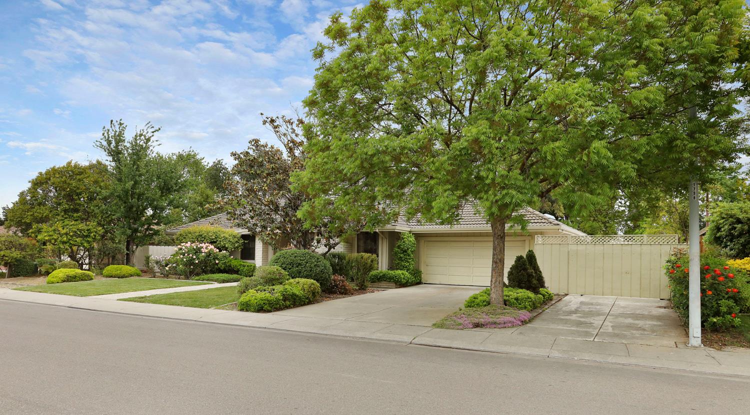 1792 Chester Drive