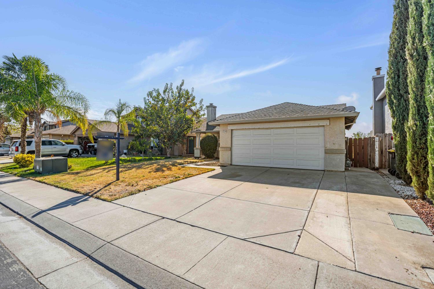 214 Shadywood Avenue