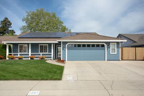 MLS: 225050000