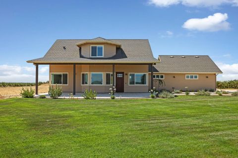 18739 Clements Road Lodi CA 95240