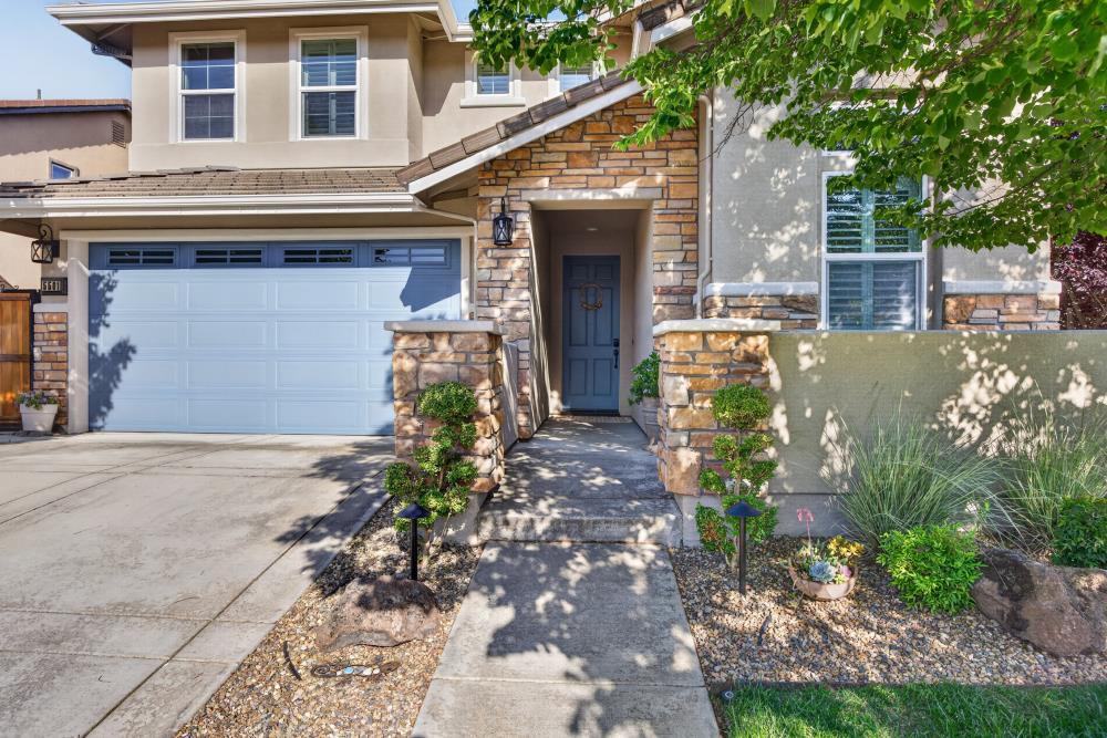 5501 Jade Springs Way
