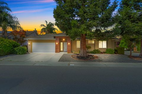 2343 Marina Glen Way Sacramento CA 95833