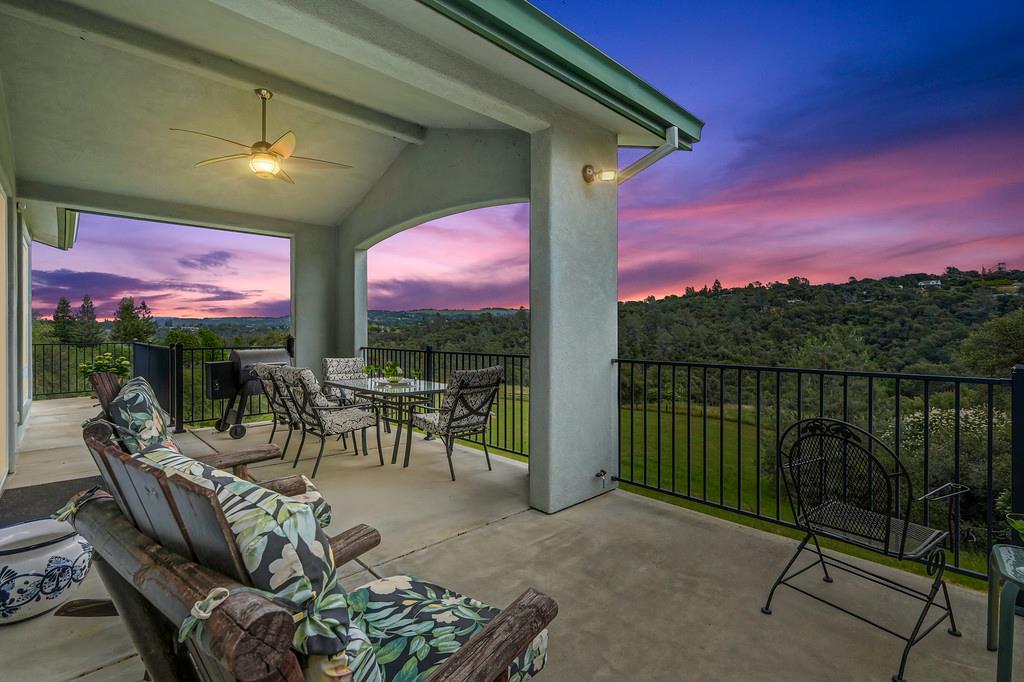 7357 Ridge Road