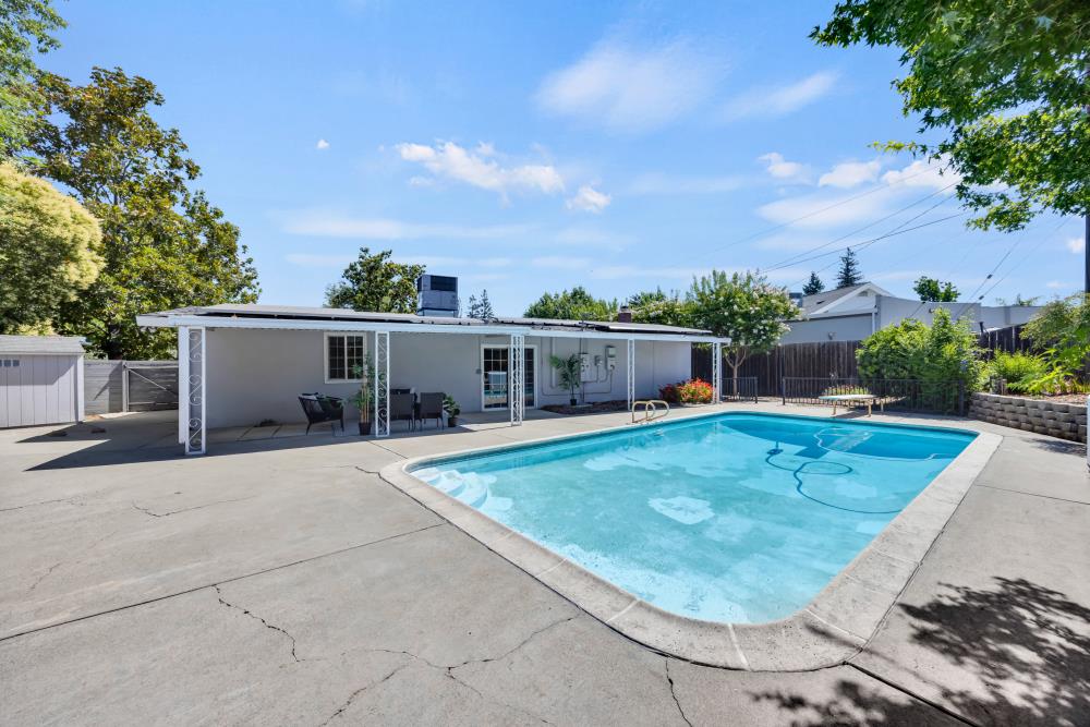 4330 Baywood Way