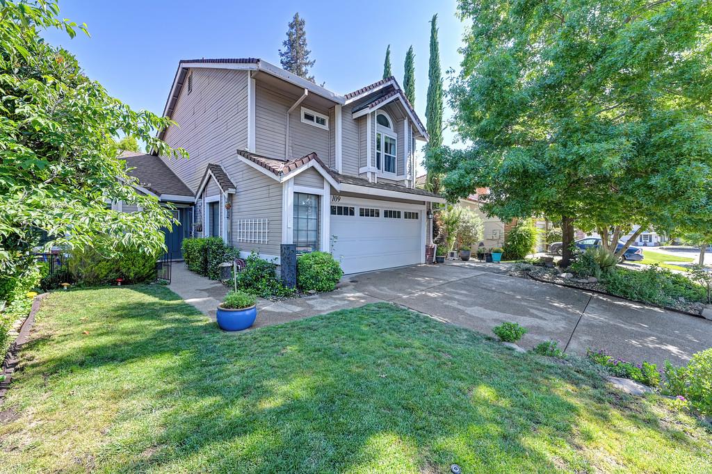 109 Crossing Way