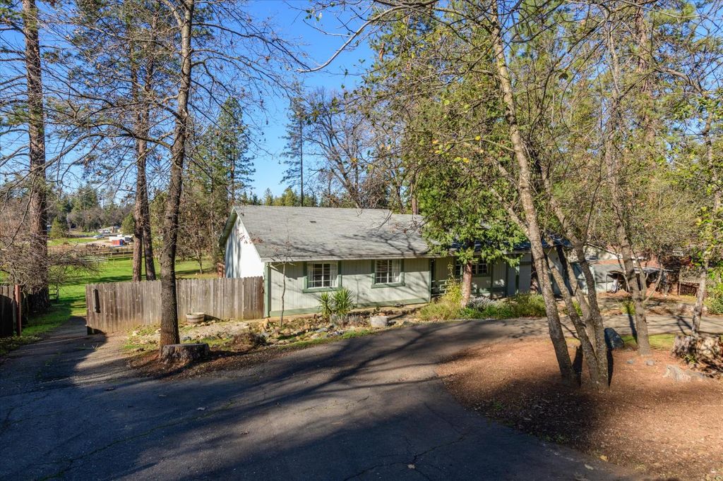 Photo of 4684 Wilderness Way, Placerville, CA 95667 (MLS # 226007030)