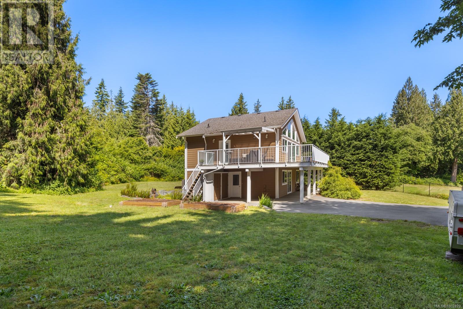 692 Bay Rd