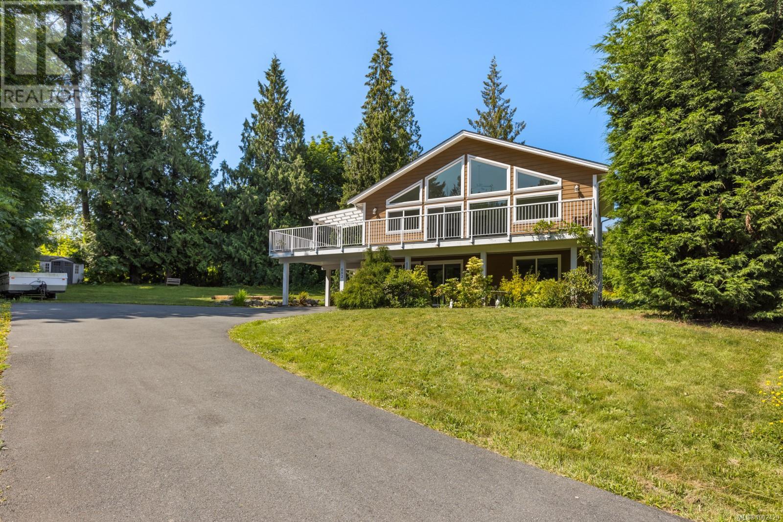 692 Bay Rd