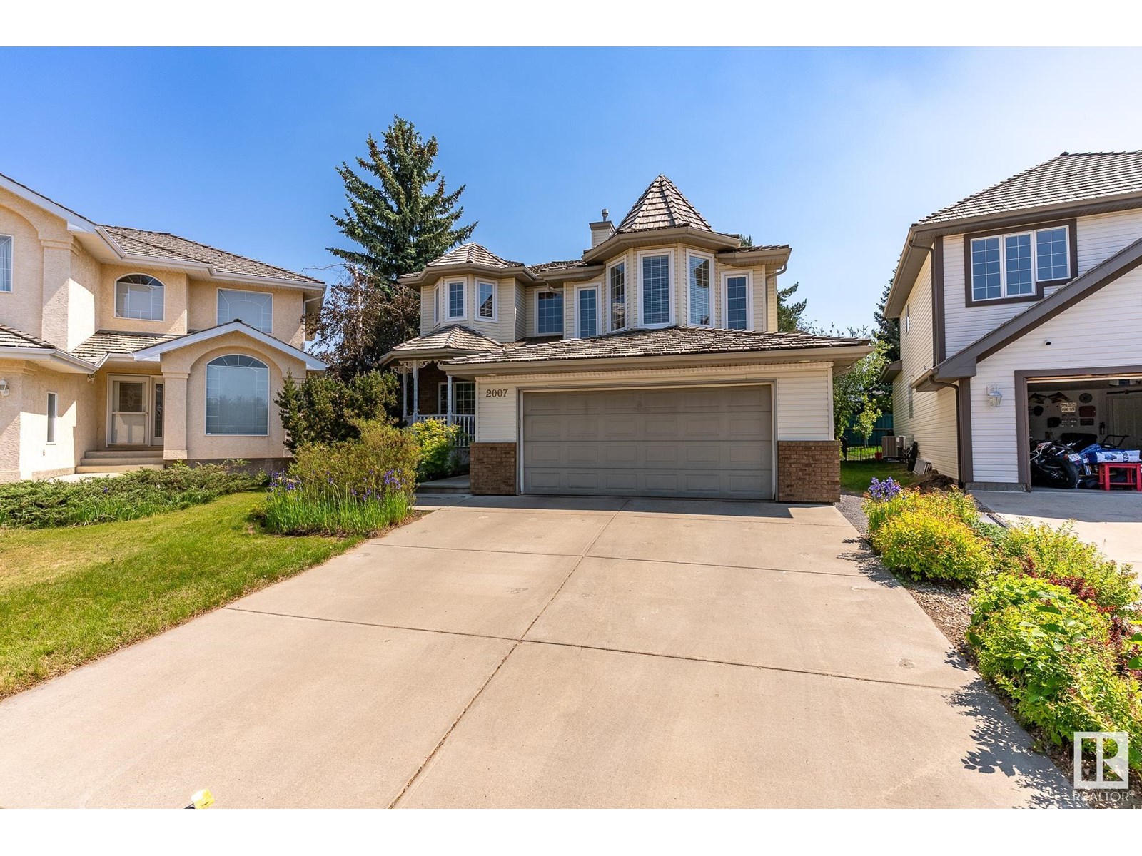 2007 Haddow Dr NW