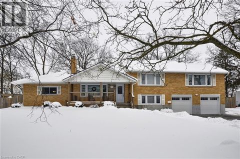 230 KITCHENER Road Cambridge ON N3H1A6