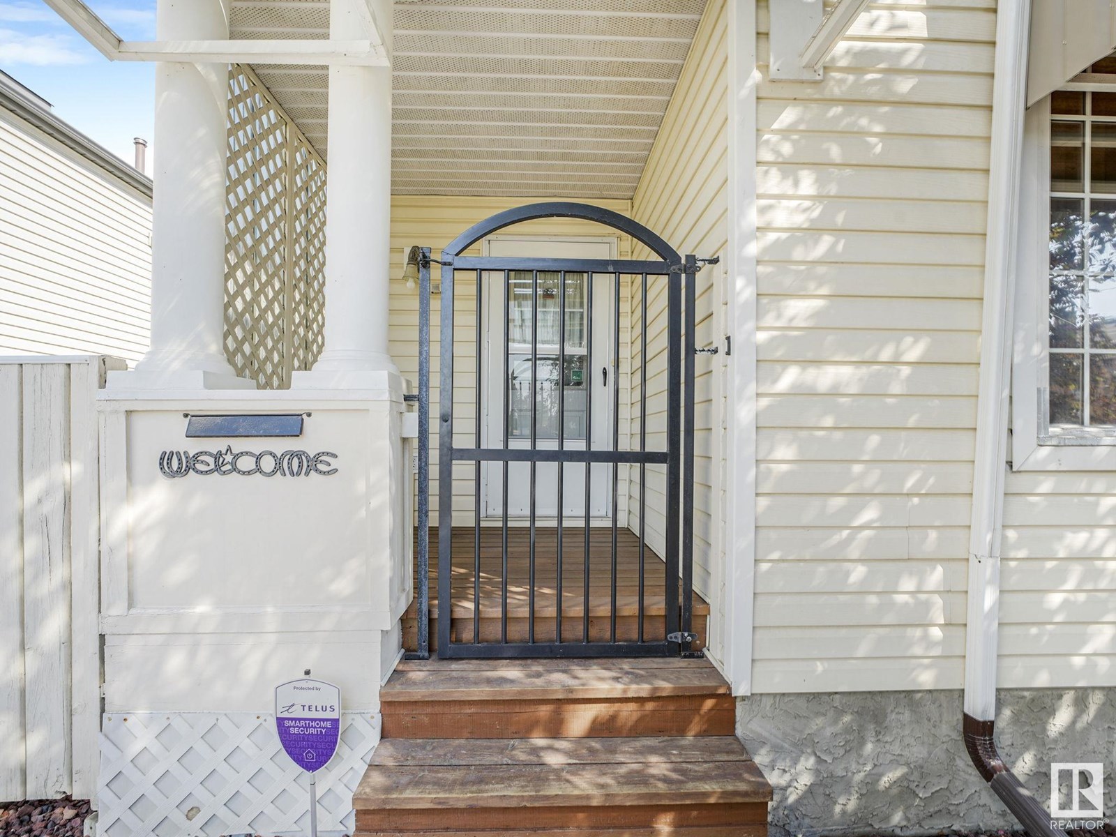 9404 102A AV NW
