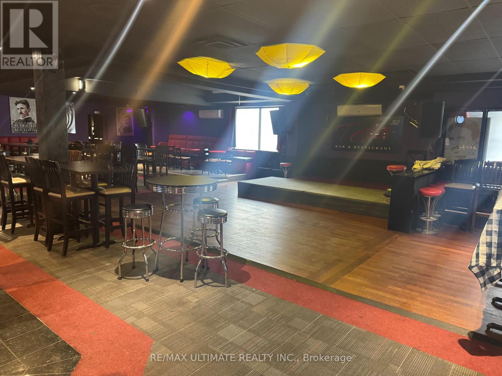 6 - 385 THE WEST MALL