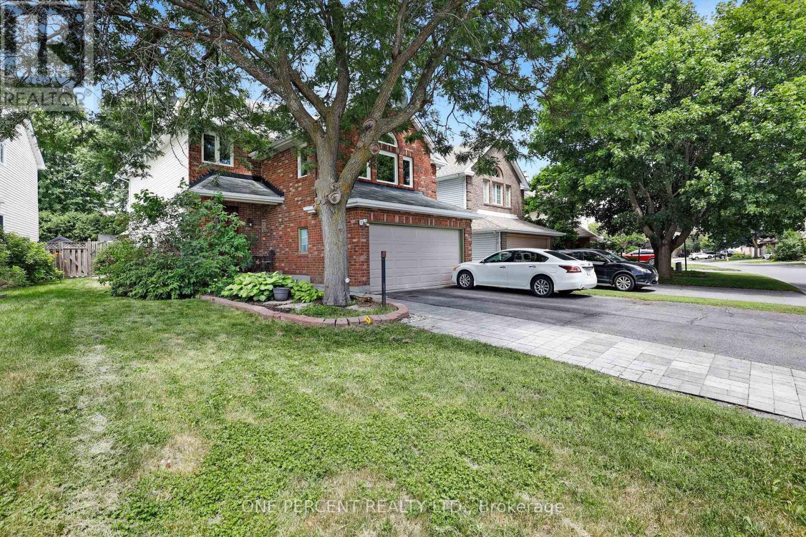 59 WOODFORD WAY
