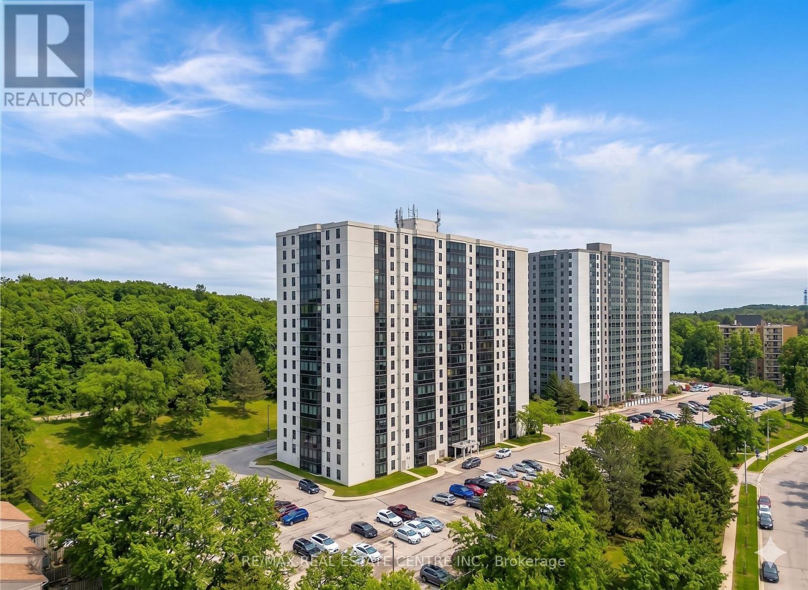 103 - 35 GREEN VALLEY DRIVE