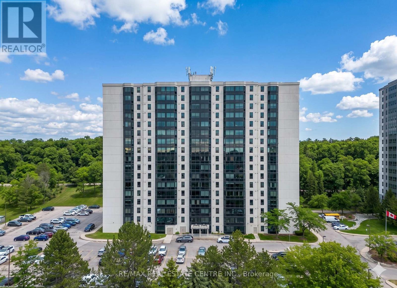 103 - 35 GREEN VALLEY DRIVE