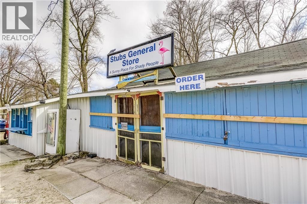 2 BEACH Avenue - Photo 3