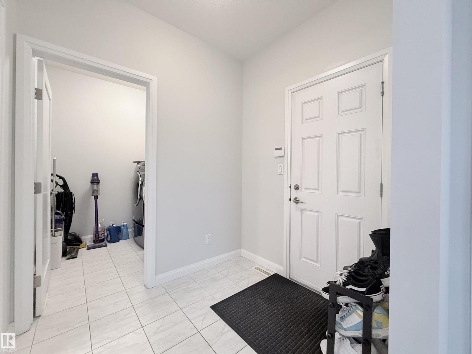 5876 168 AV NW