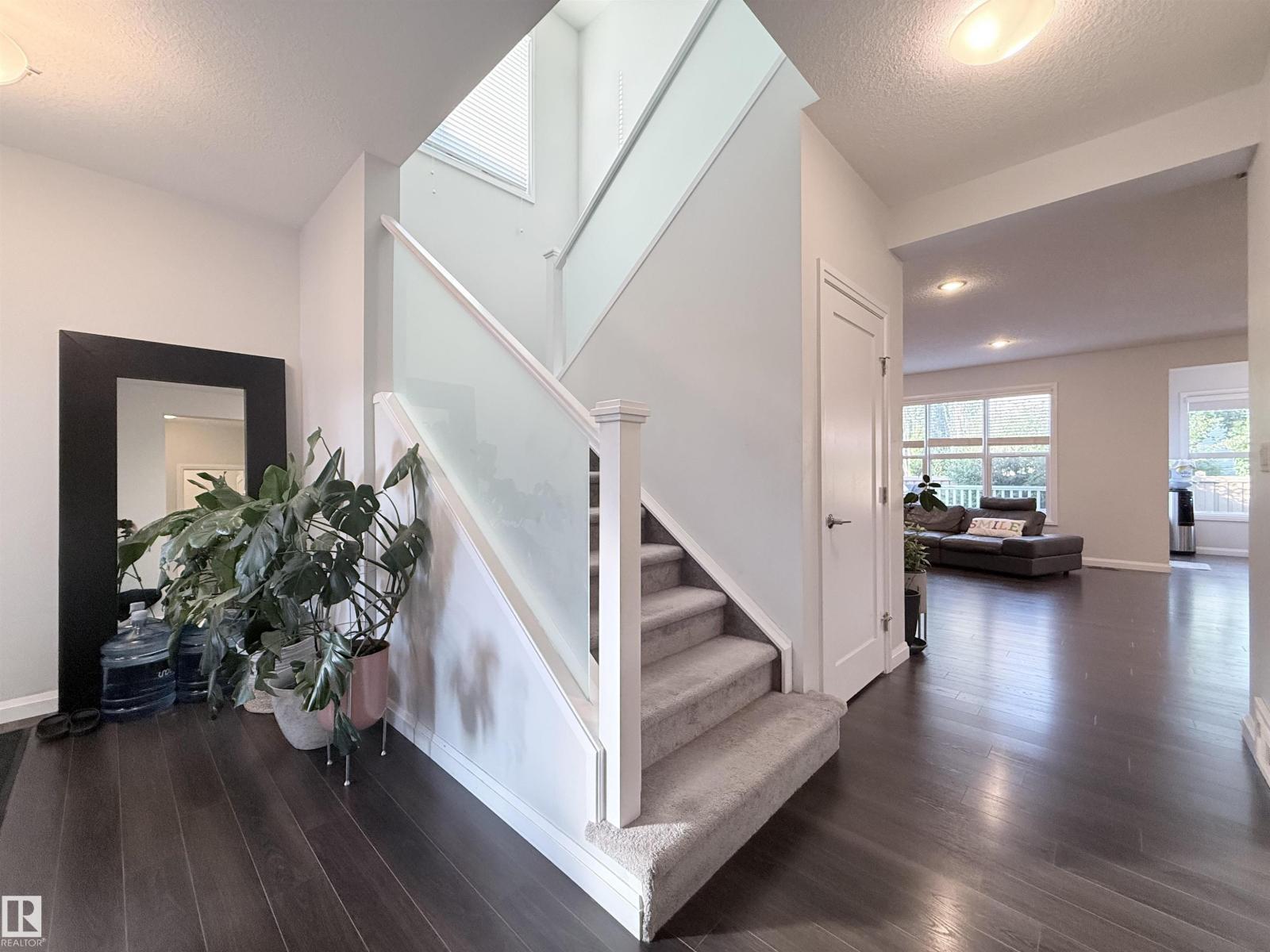 5876 168 AV NW