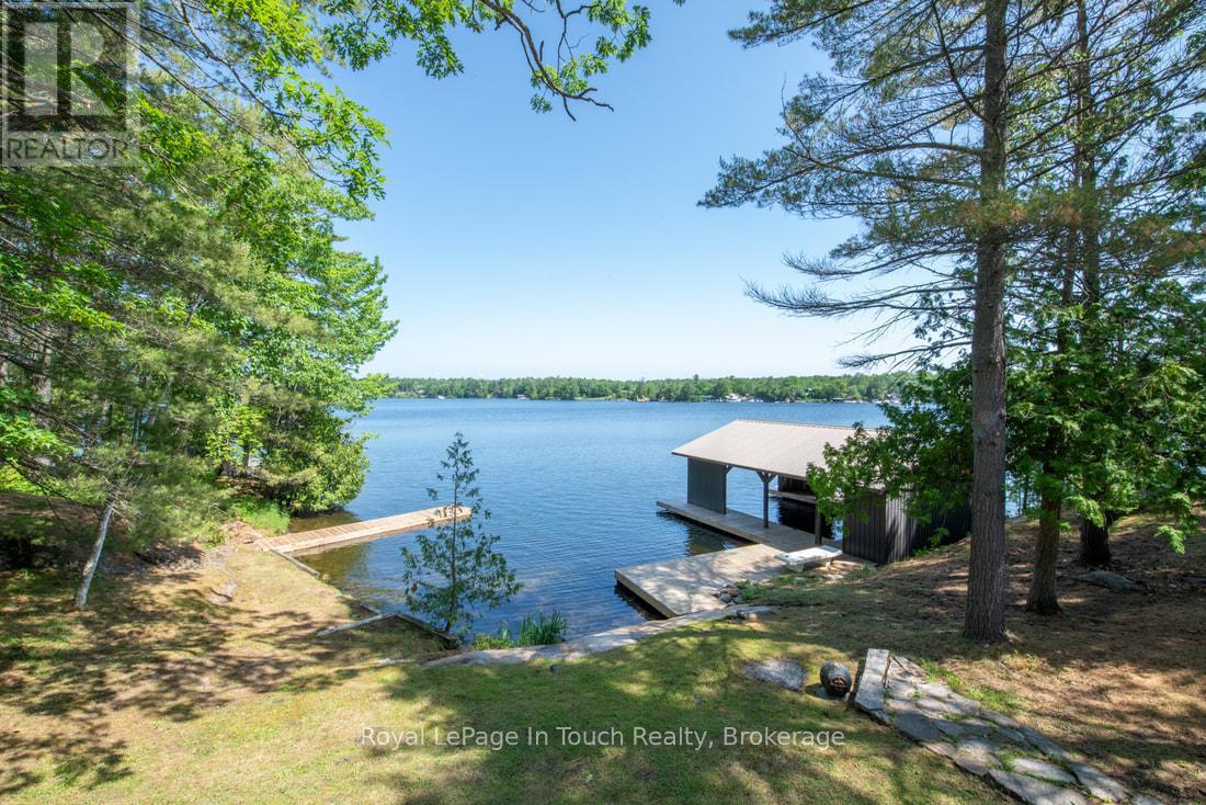 211 PICKEREL POINT ROAD