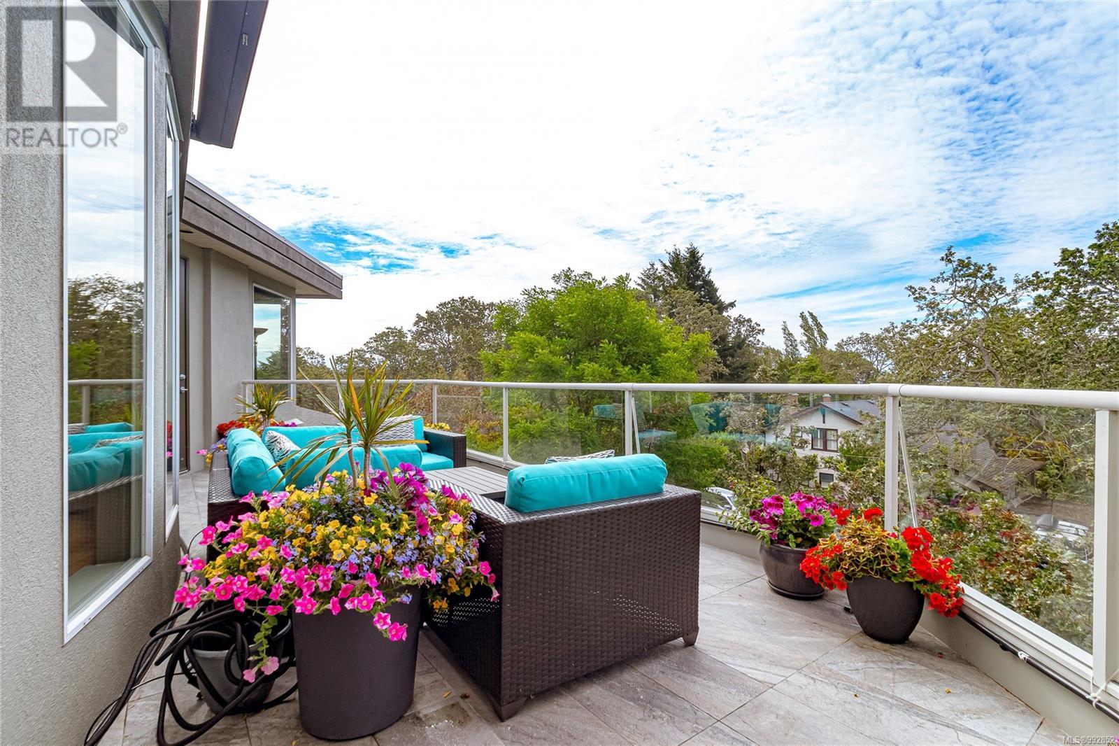 3450 Lord Nelson Way