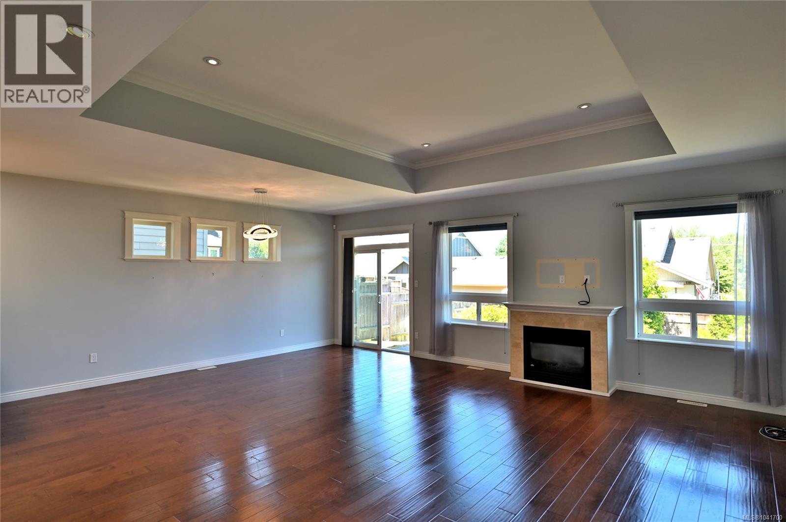 123 303 Arden Rd