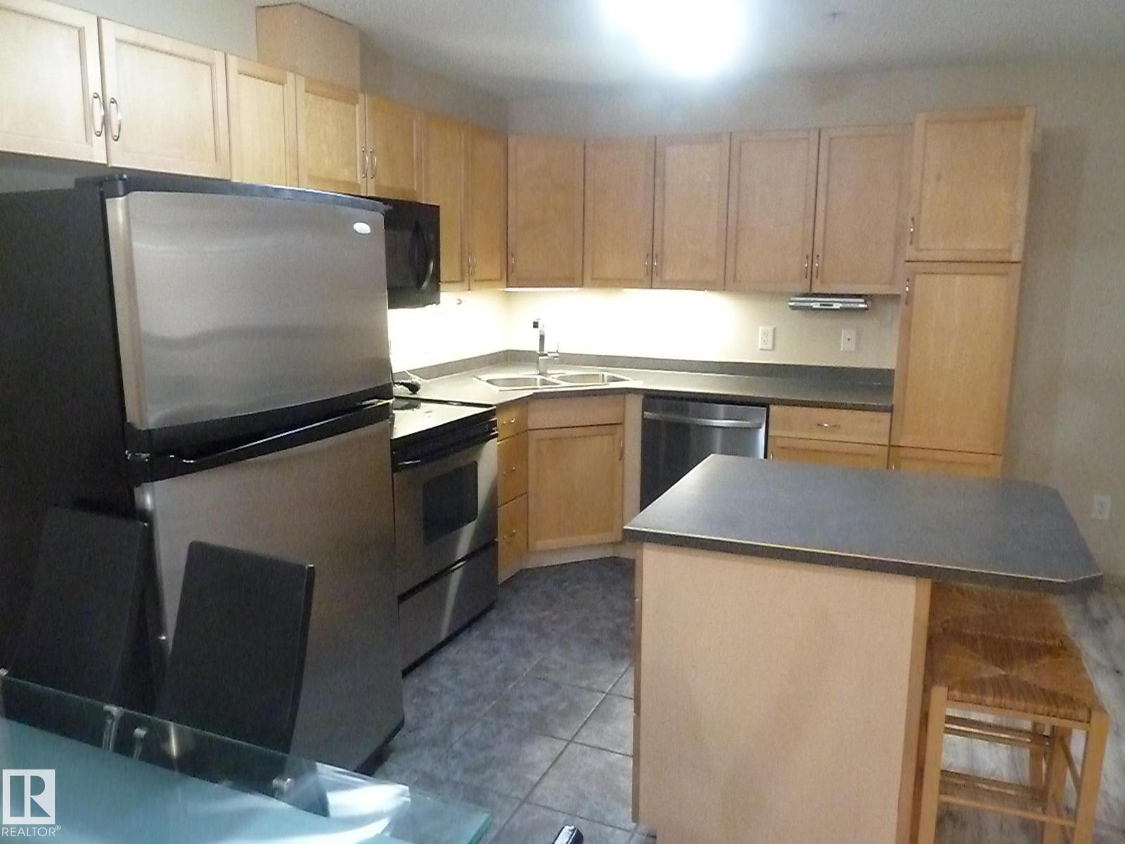 #112 16303 95 ST NW