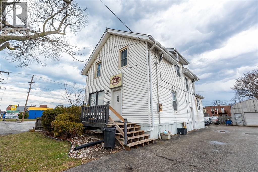 116 Vidal STREET North