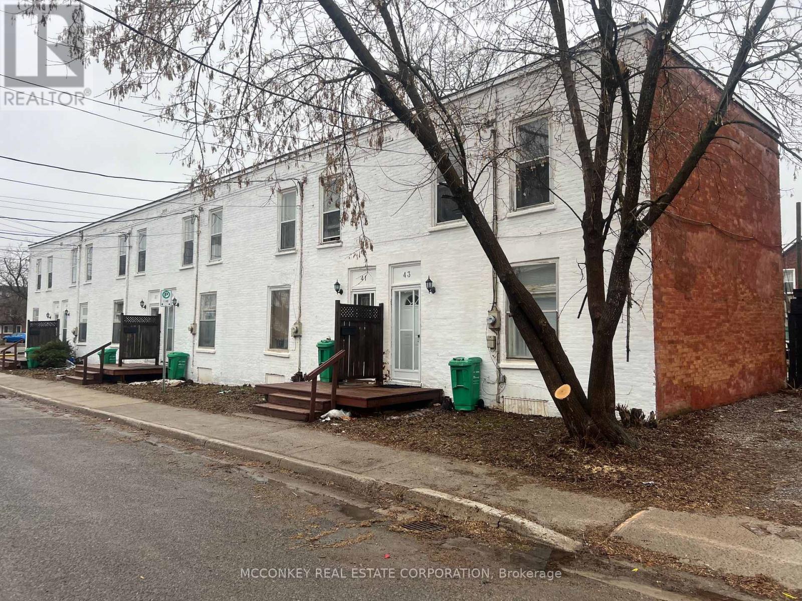 33-43 JACKSON AVENUE