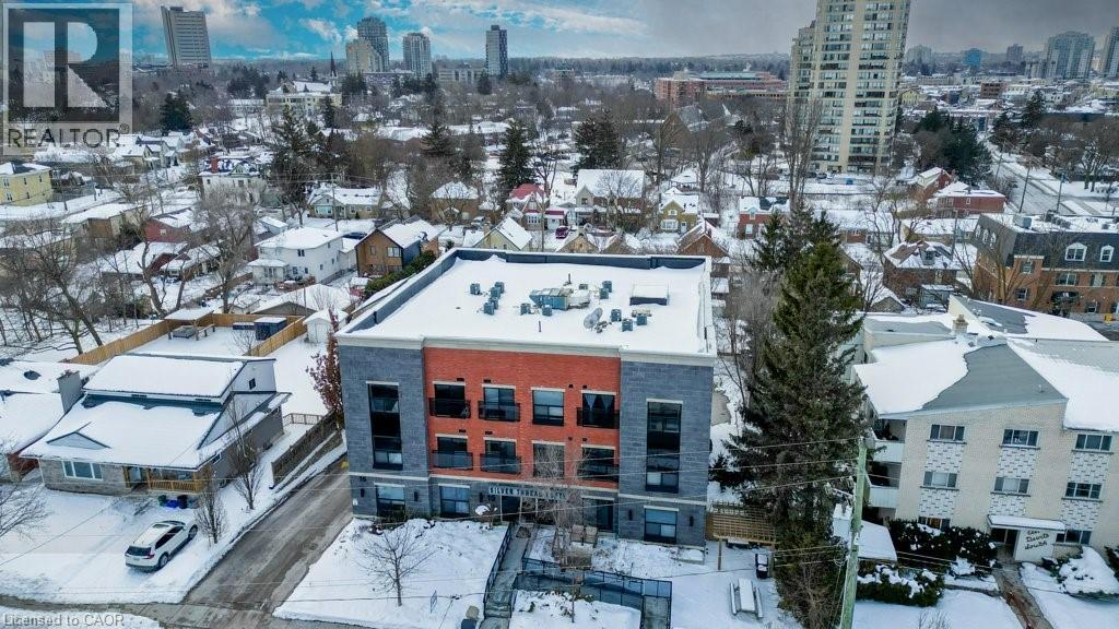 15 DEVITT Avenue S Unit# 302