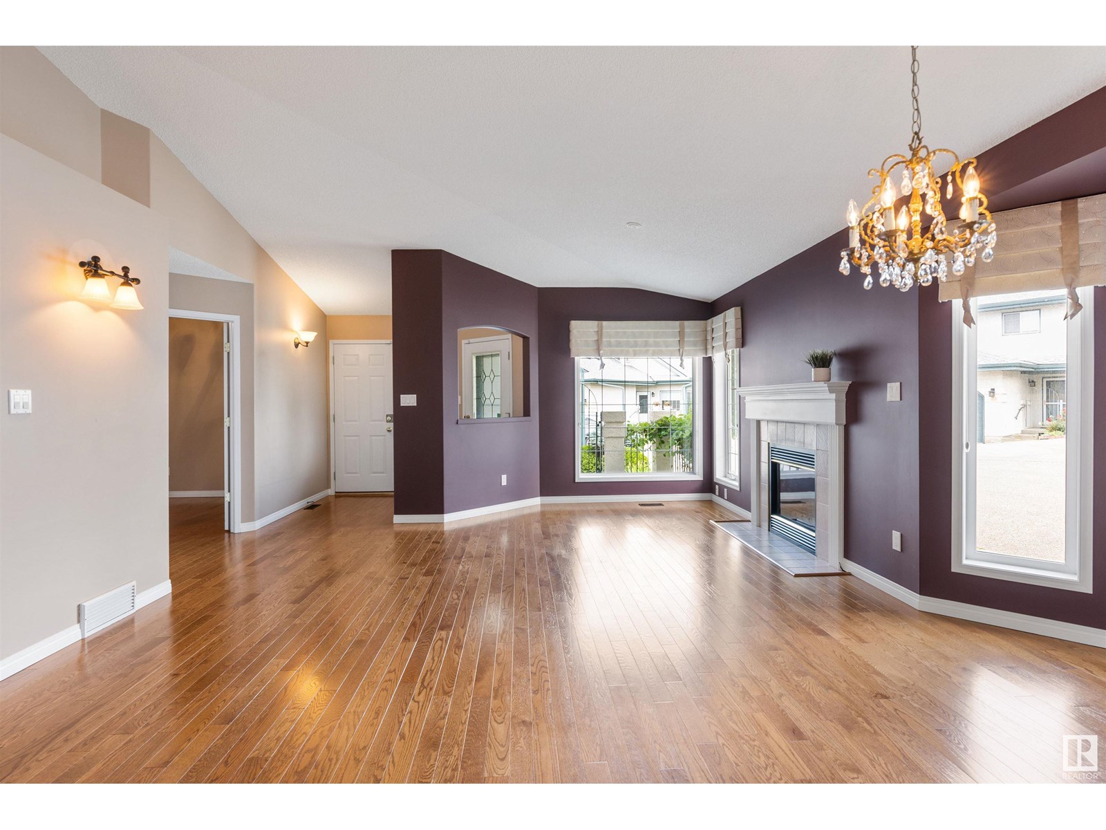 #4 2325 RIVERBEND RD NW