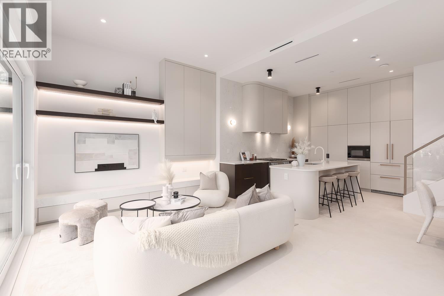 1 3617 W 12TH AVENUE