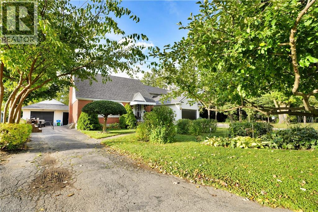 22 GRABER Place