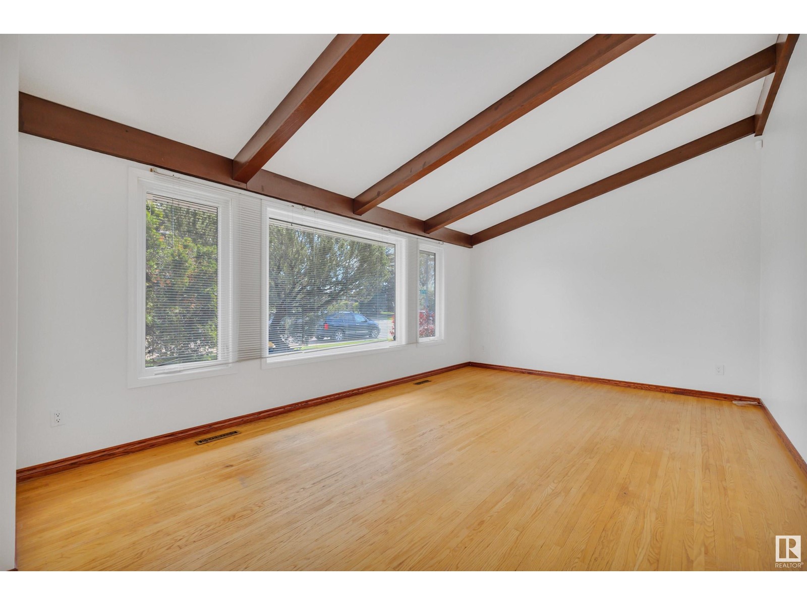 7908 158 ST NW