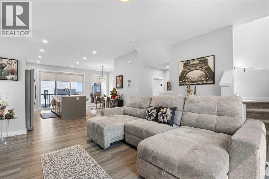 32 Evanscrest Court NW