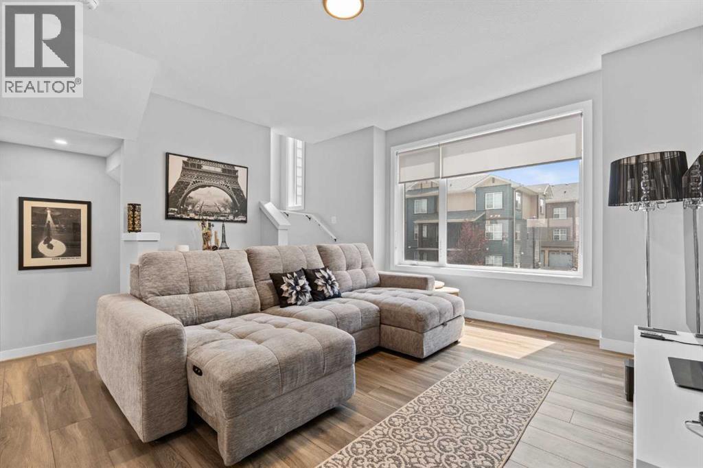 32 Evanscrest Court NW