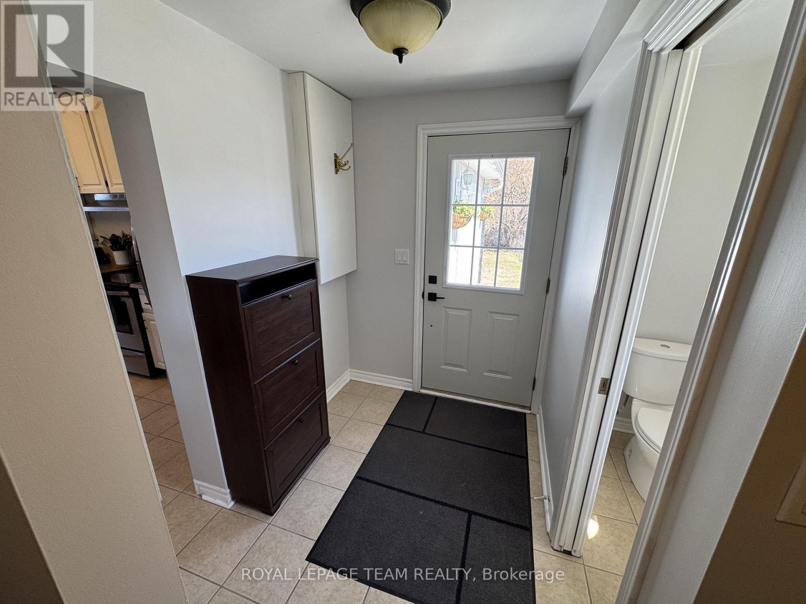 299 ELGIN STREET W
