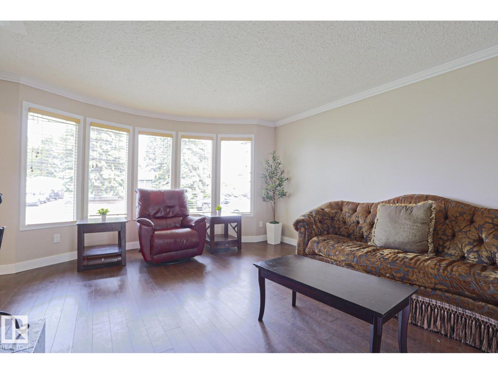 57 GARLAND CR