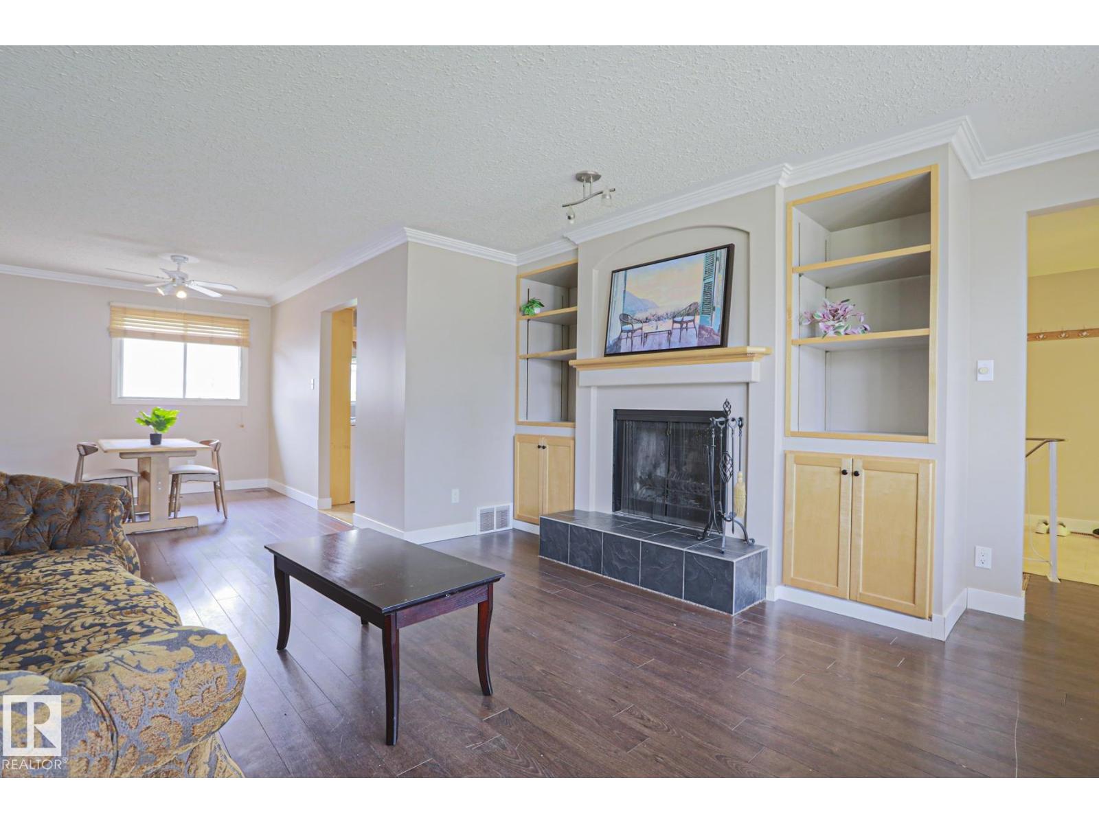57 GARLAND CR