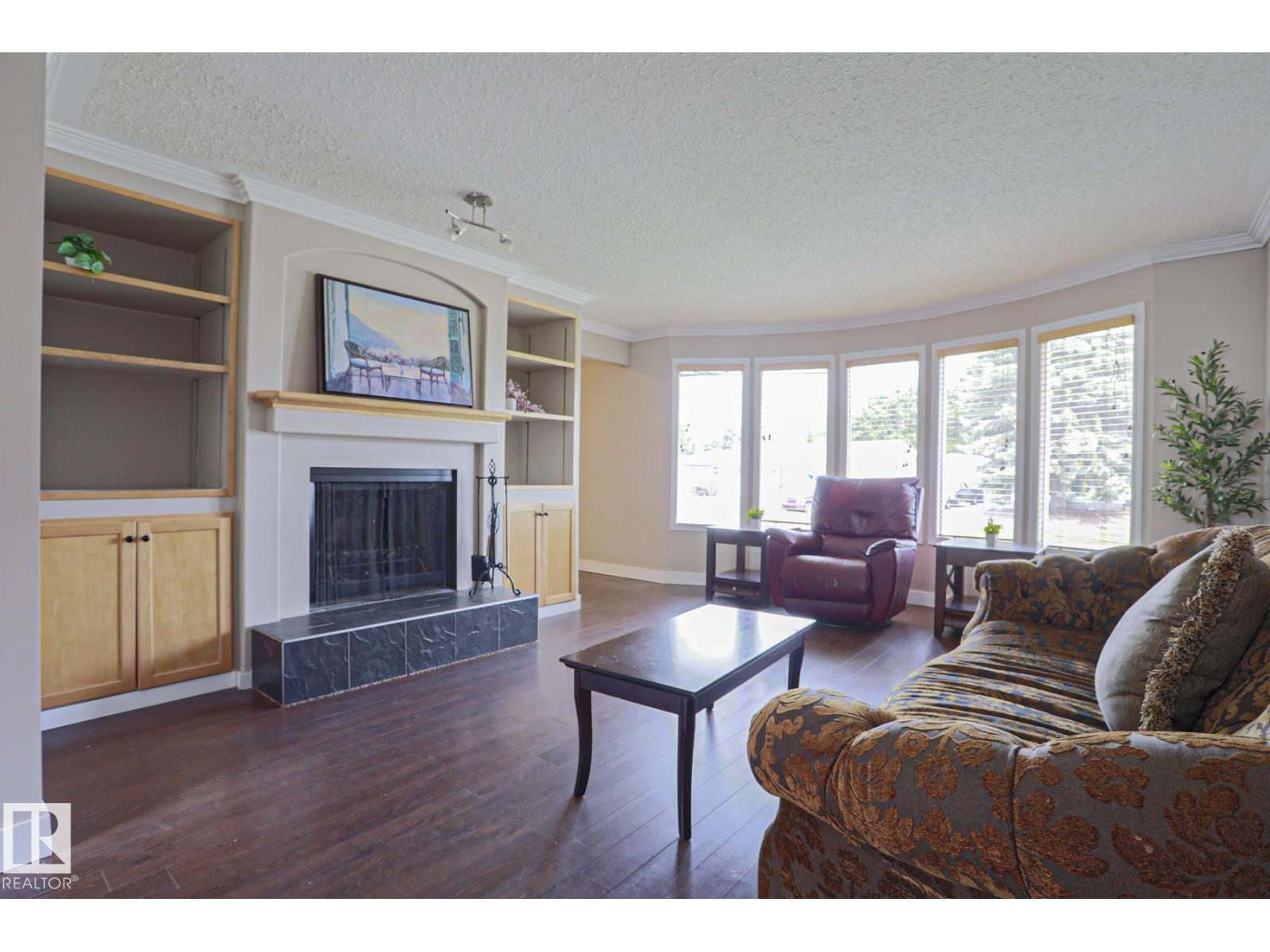 57 GARLAND CR