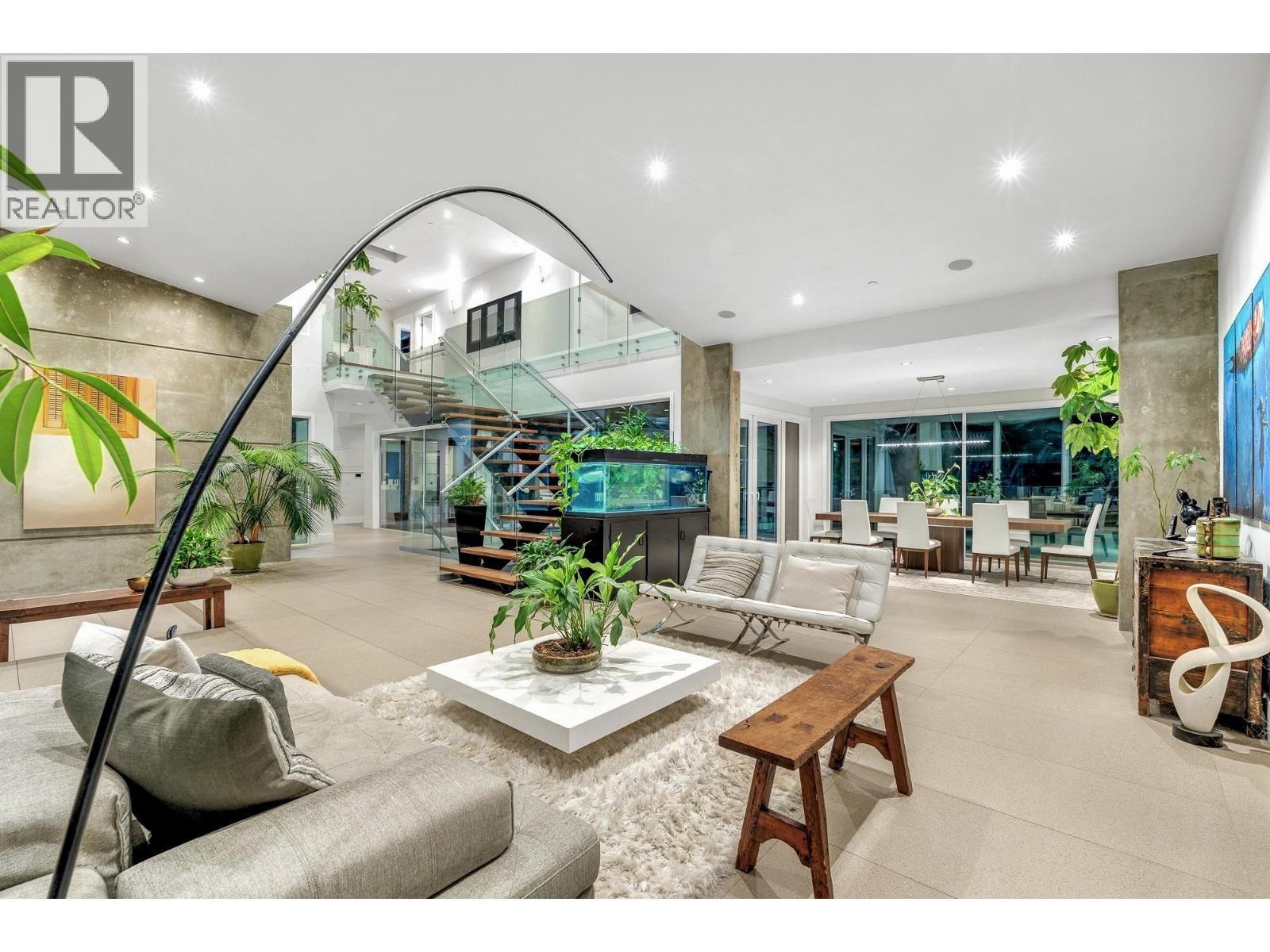 388 HIDHURST PLACE