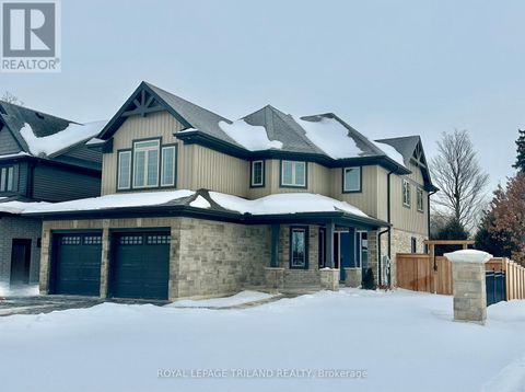 79 HICKORY LANE St. Thomas ON N5R6K8