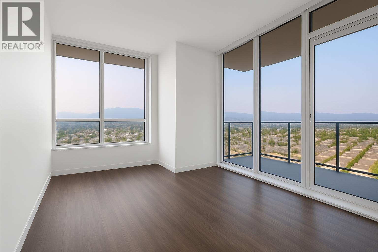 2111 4650 BRENTWOOD BOULEVARD