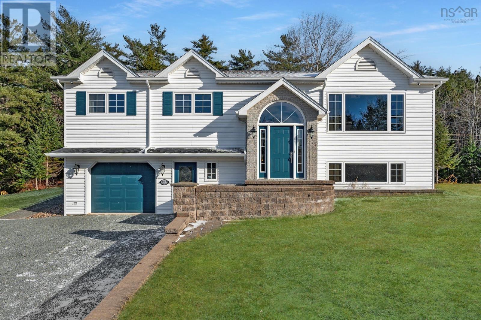 1312 Waverley Road - Photo 3
