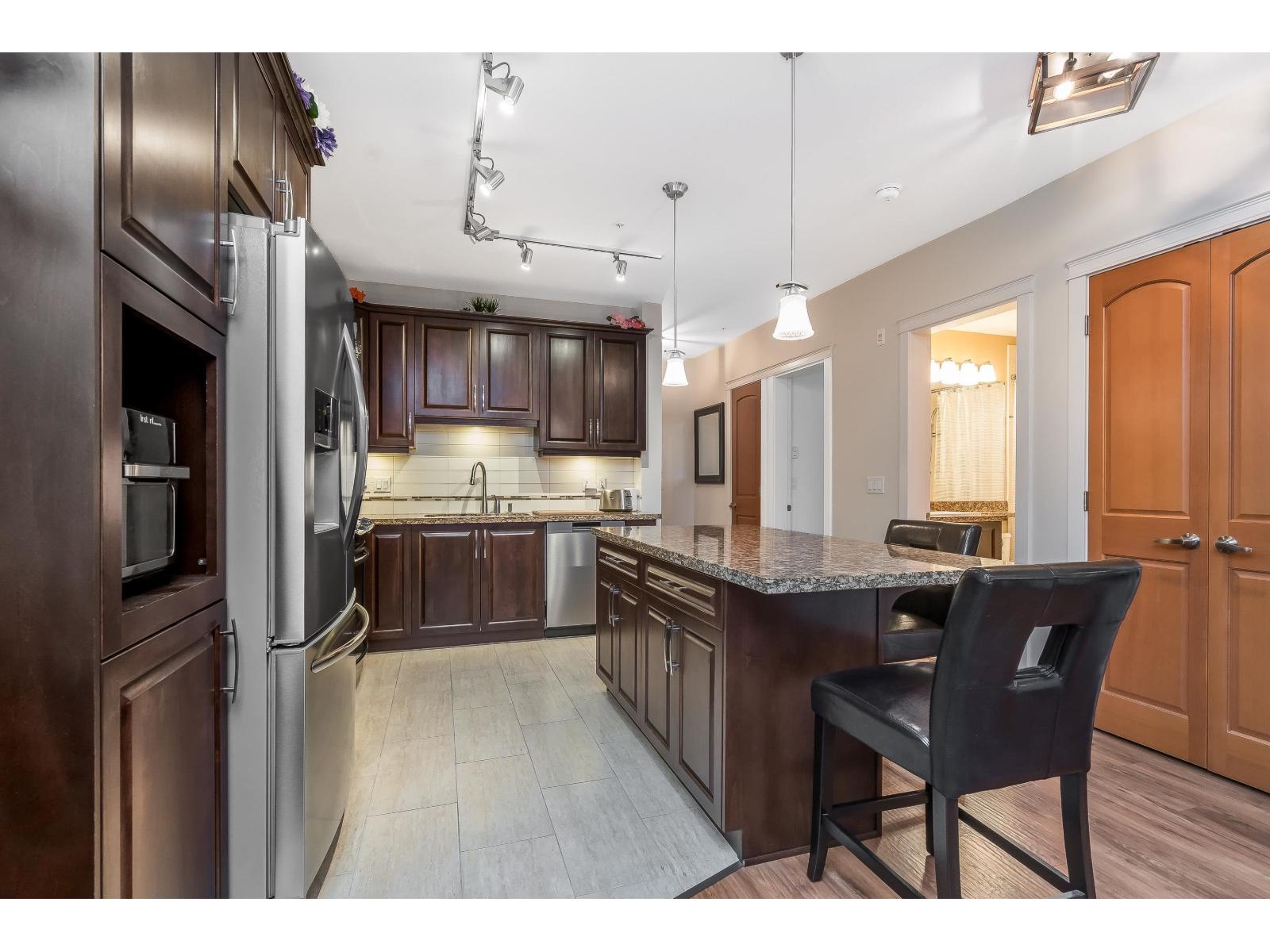 357 8258 207A STREET