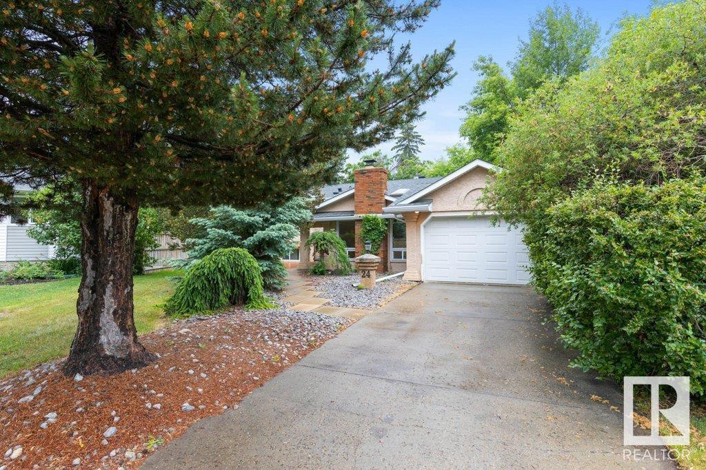 24 LUCERNE CR