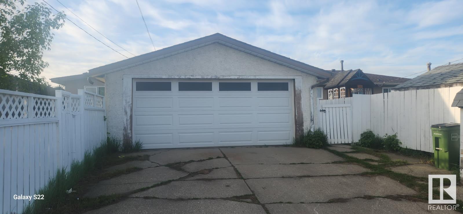 7303 130 AV NW NW
