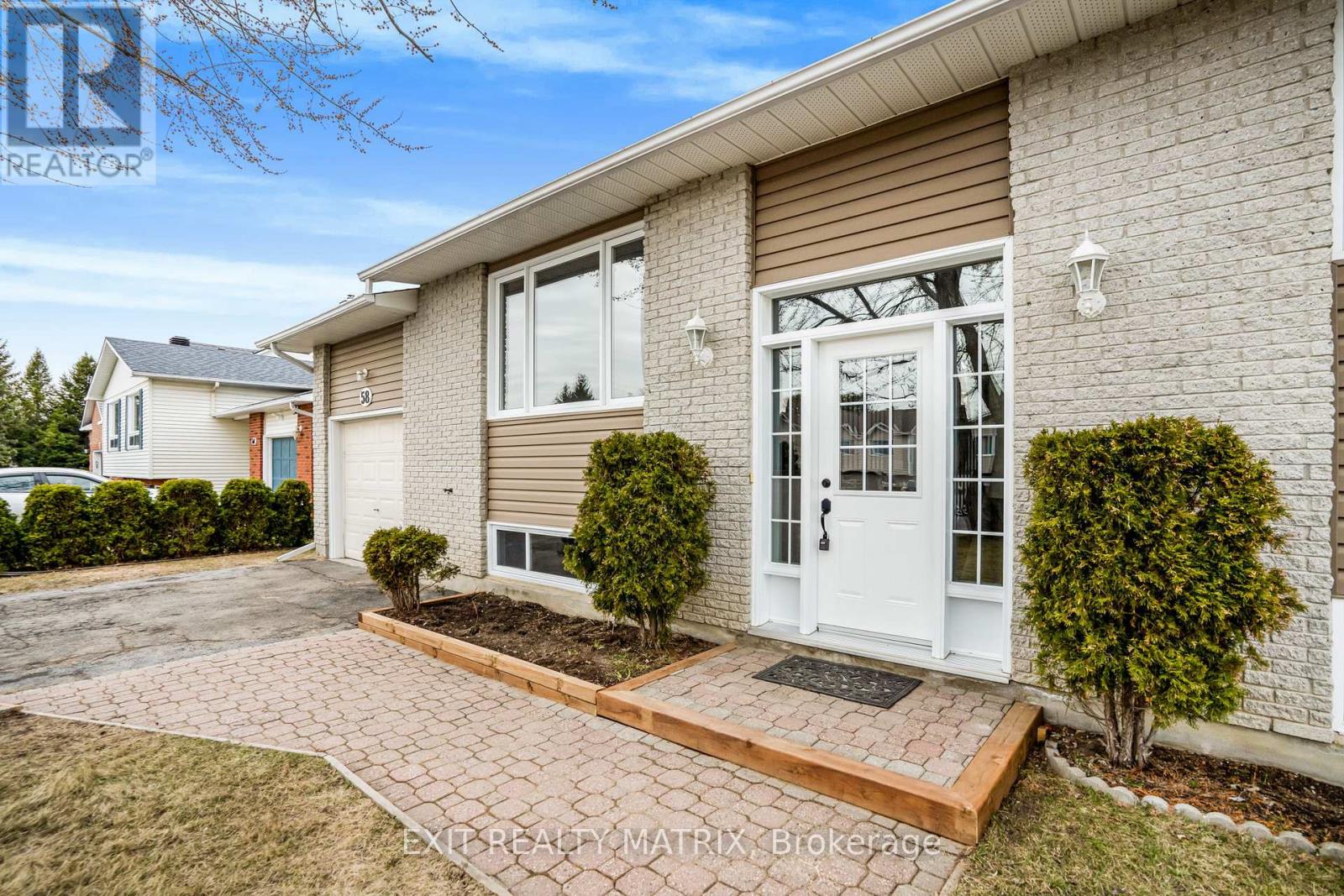 58 CASTLEBEAU STREET