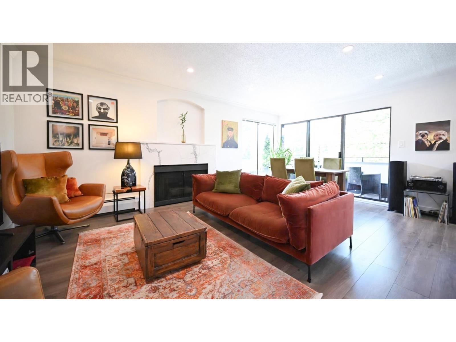 306 1250 W 12TH AVENUE