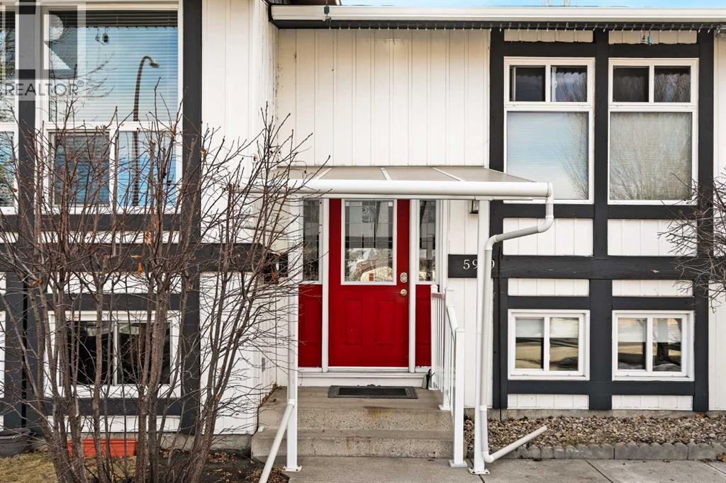 5919 Temple Drive NE